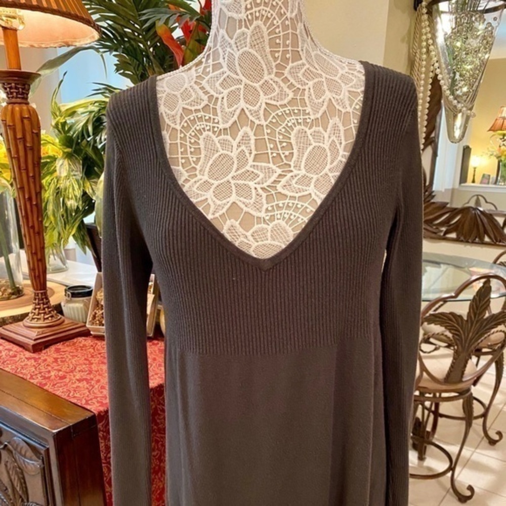 🌸M2 - BCBG MaxAzaria Hunter Green Sweater🏝🌴